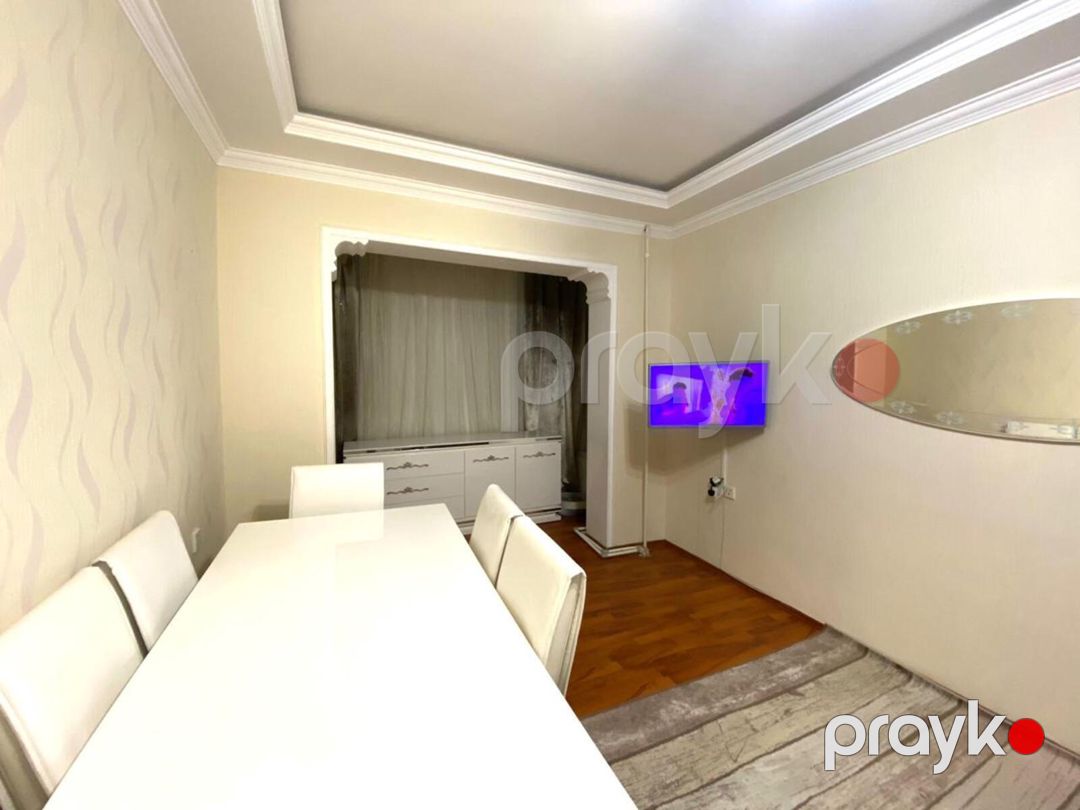 Satılır 2 otaqlı köhnə tikili 65 m² — Mənzil, Bakı (2)