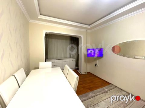 Satılır 2 otaqlı köhnə tikili 65 m²