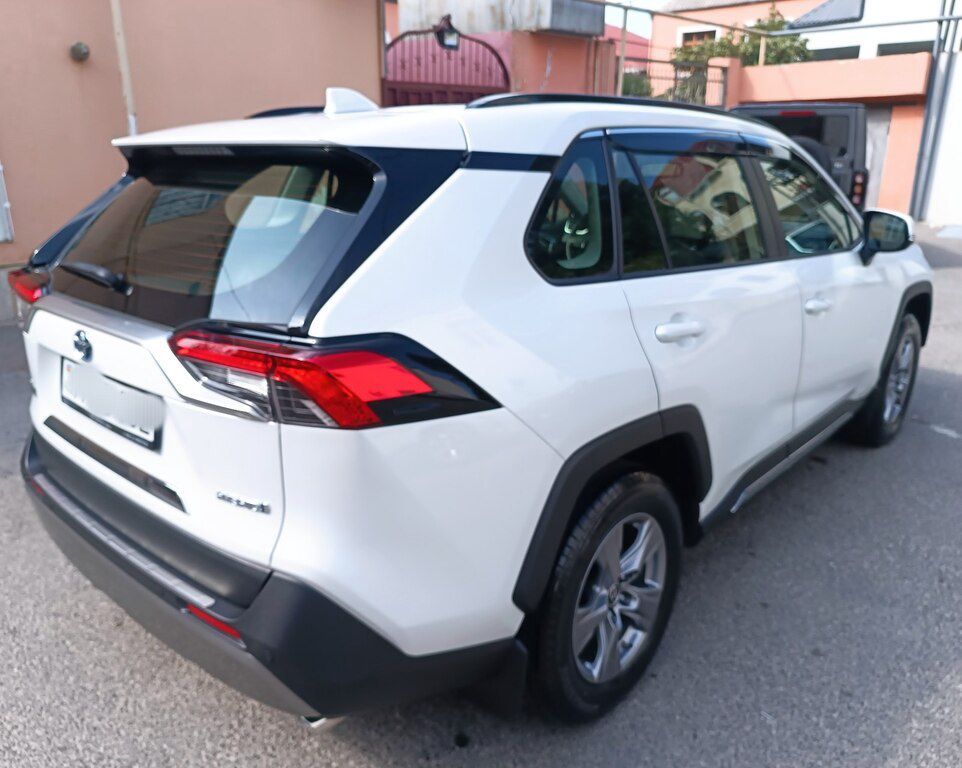 Toyota RAV4, 2.5 L, 1.6 kWh, 2024 il, 10 600 km — Avtomobillər, Bakı (5)