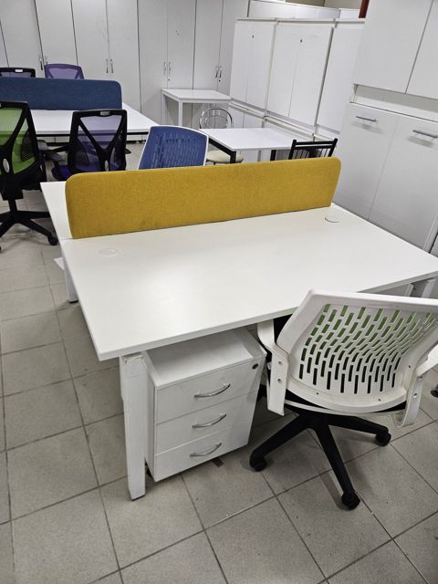 Ofis masası — Bakı