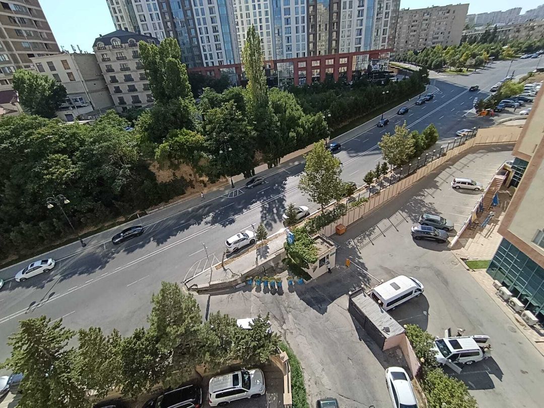 Satılır 2 otaqlı yeni tikili 80 m² — Mənzil, Bakı