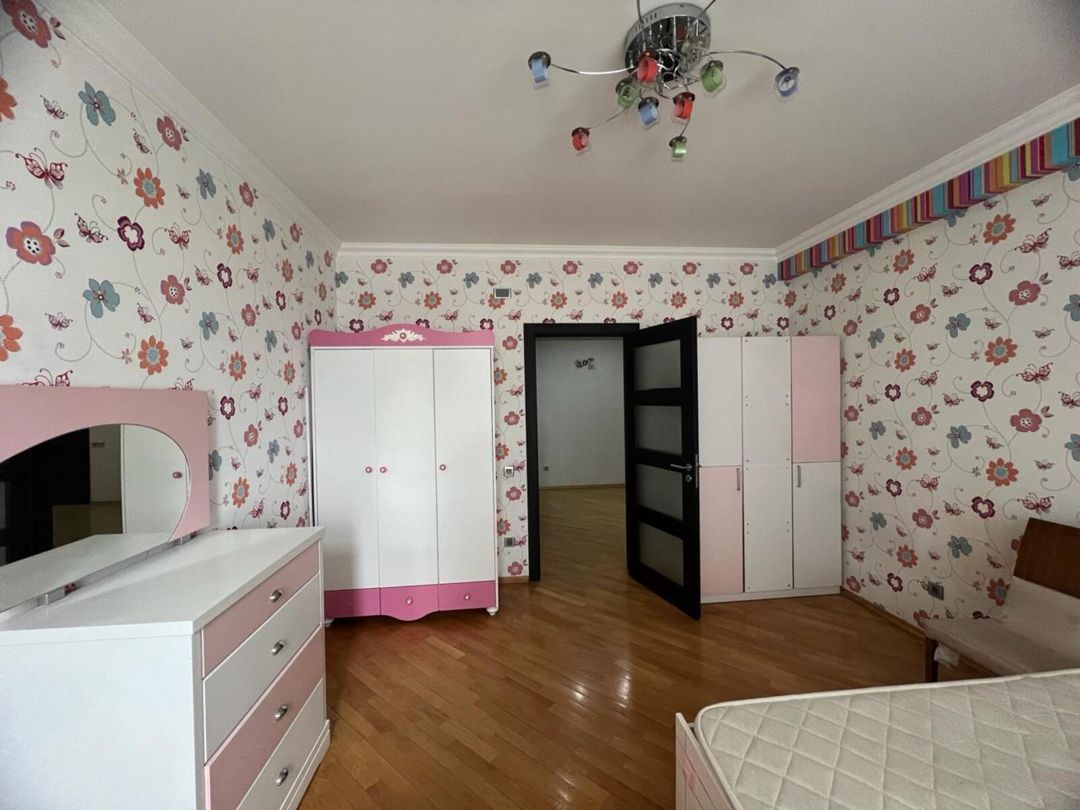İcarəyə verilir 3 otaqlı yeni tikili 135 m² — Mənzil, Bakı (10)