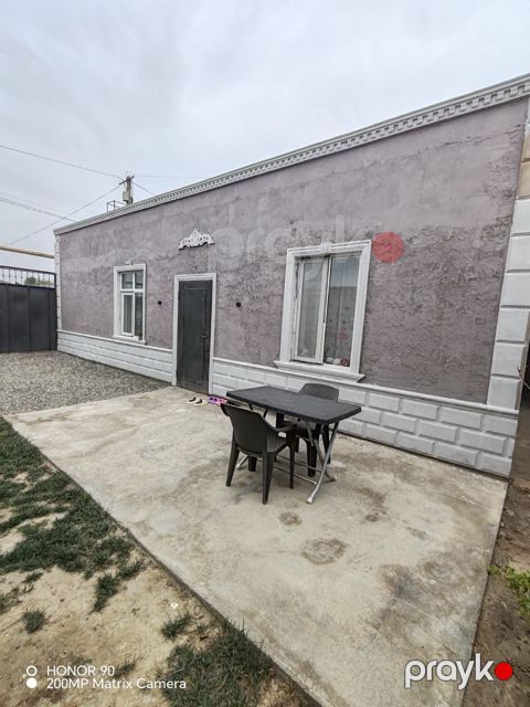 Satılır 3 otaqlı həyət evi/bağ evi 72 m²