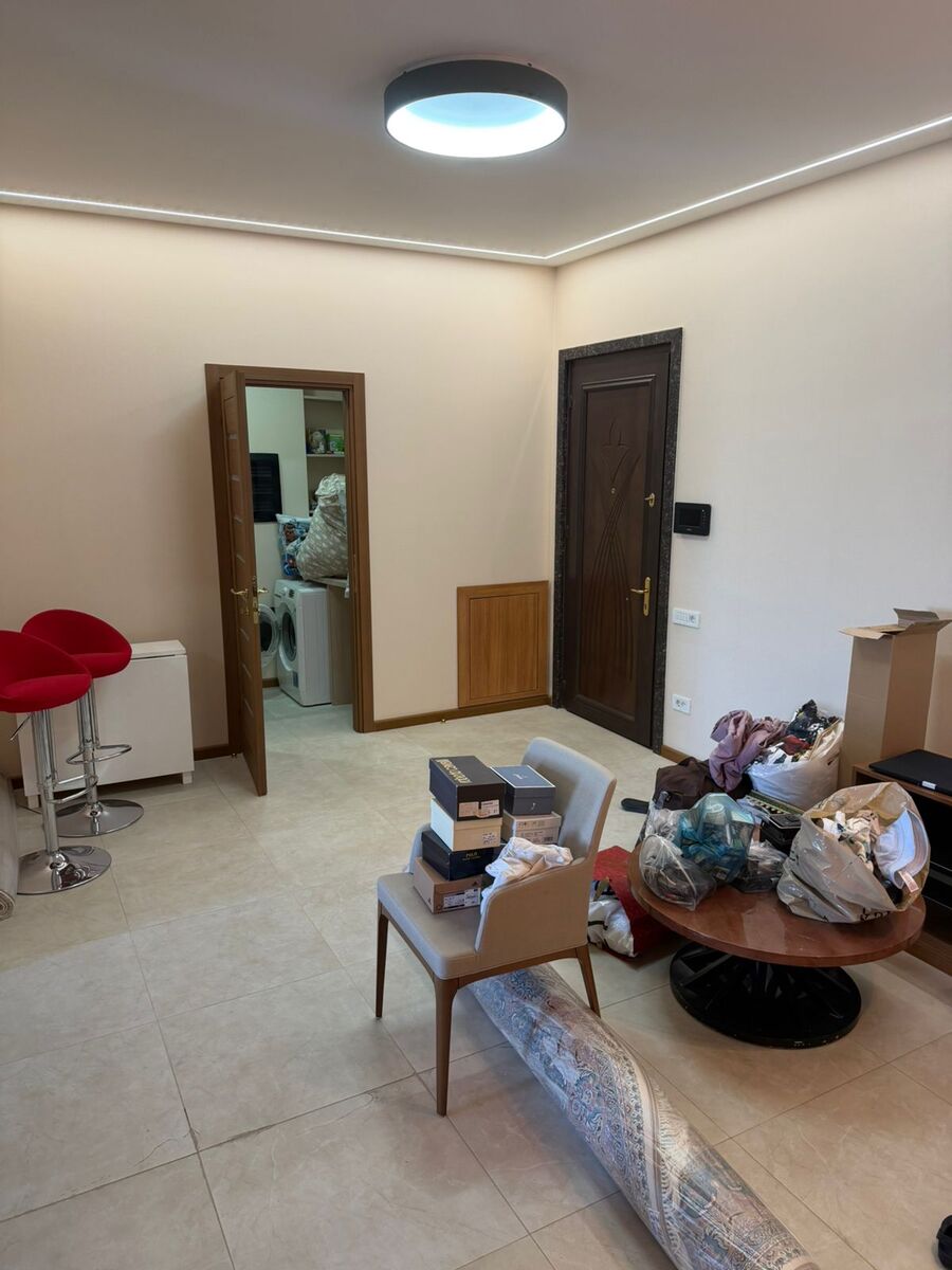 Satılır 4 otaqlı yeni tikili 220 m² — Mənzil, Bakı (11)