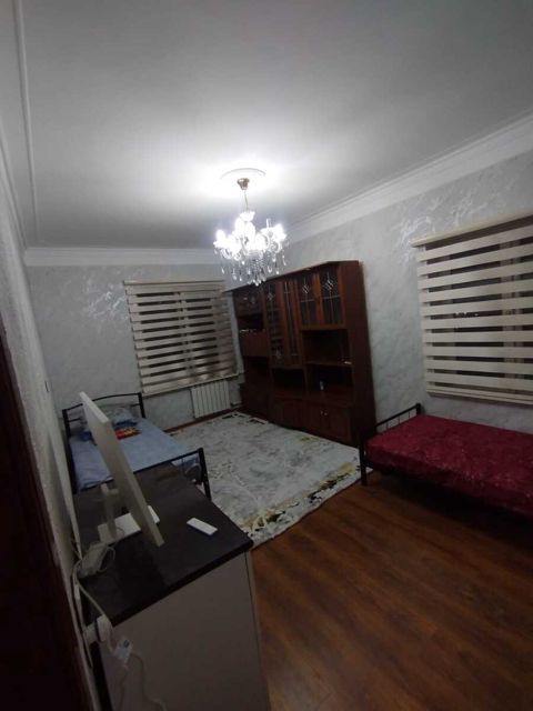 İcarəyə verilir 1 otaqlı köhnə tikili 50 m² — Bakı