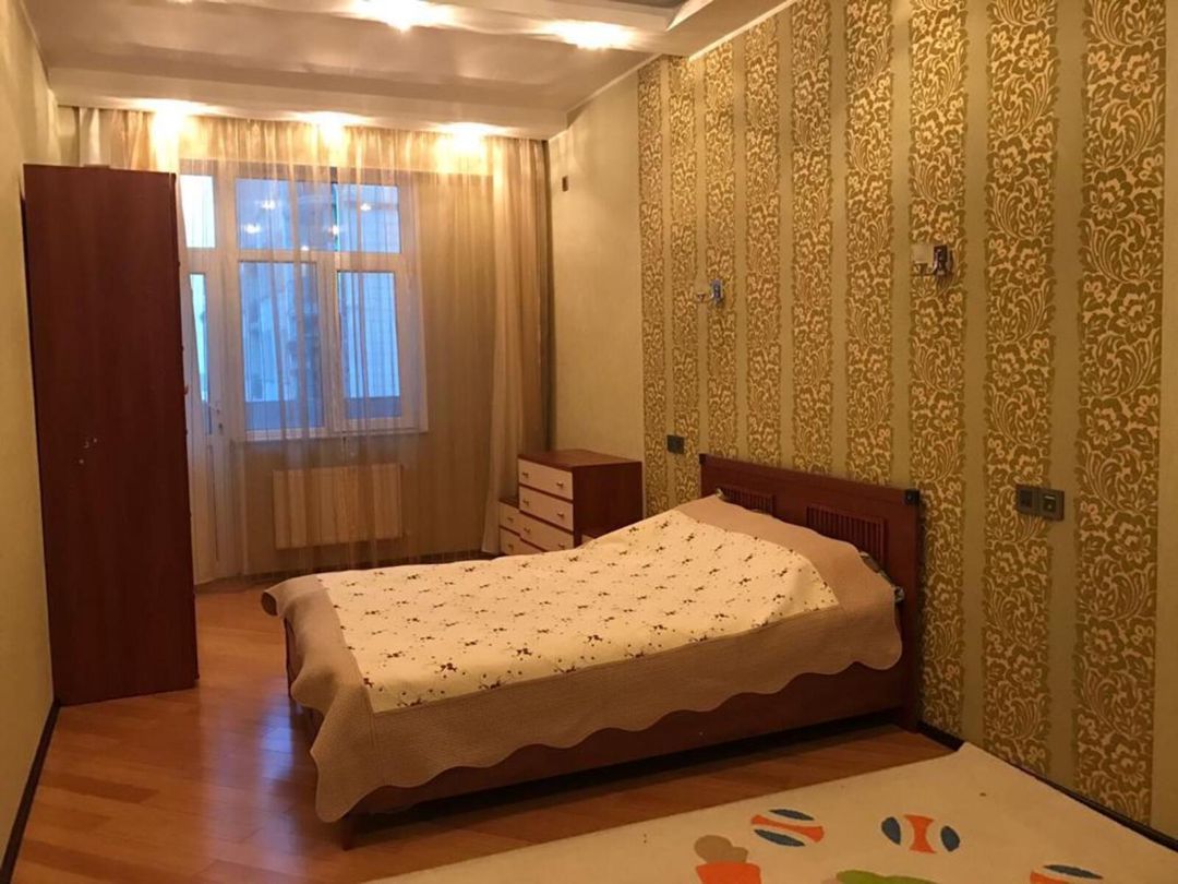 İcarəyə verilir 3 otaqlı yeni tikili 130 m² — Mənzil, Bakı (11)