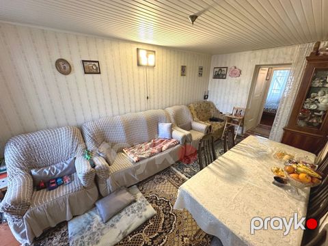 Satılır 2 otaqlı köhnə tikili 50 m²