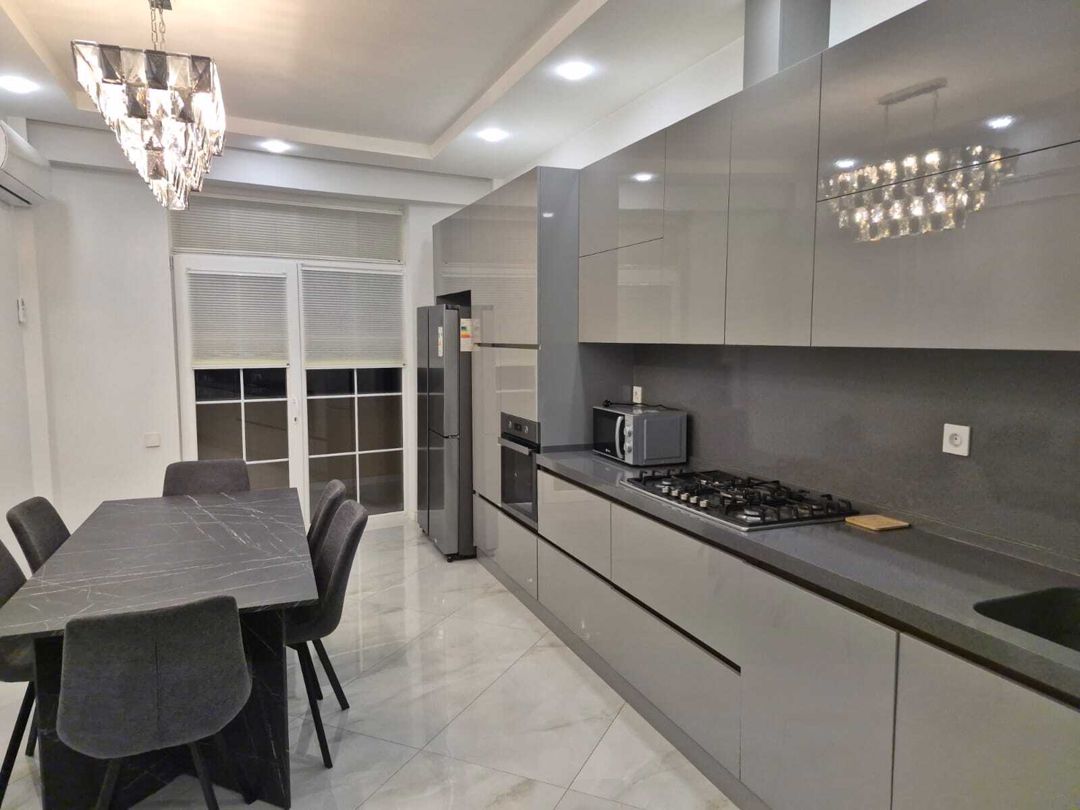 İcarəyə verilir 4 otaqlı yeni tikili 213 m² — Mənzil, Bakı (8)