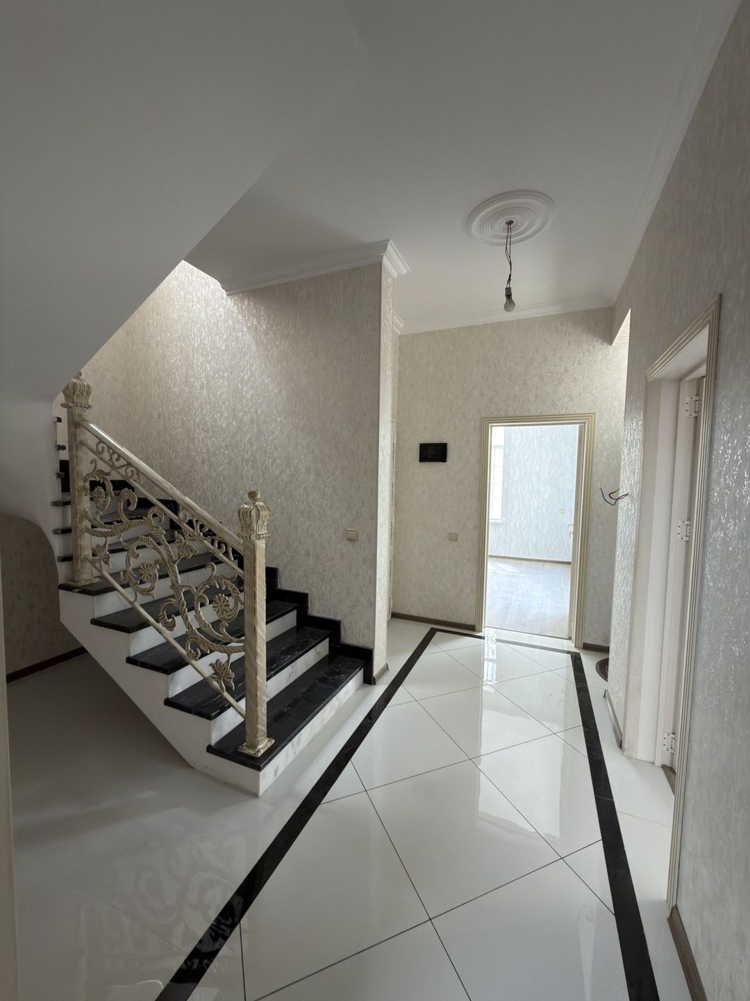 Satılır 5 otaqlı həyət evi/bağ evi 200 m² — Ev, villa, Bakı (5)