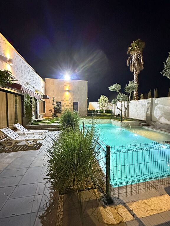 Satılır 5 otaqlı həyət evi/bağ evi 300 m² — Ev, villa, Bakı (2)