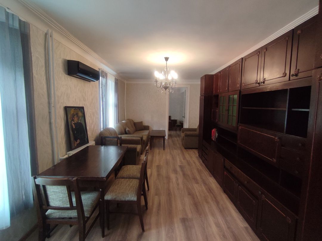 İcarəyə verilir 2 otaqlı köhnə tikili 65 m² — Mənzil, Bakı (8)