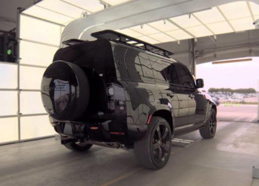 Land Rover Defender, 3.0 L, 2021 il, 81 000 km — Avtomobillər (6)