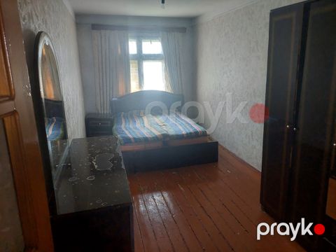 İcarəyə verilir 2 otaqlı köhnə tikili 54 m²