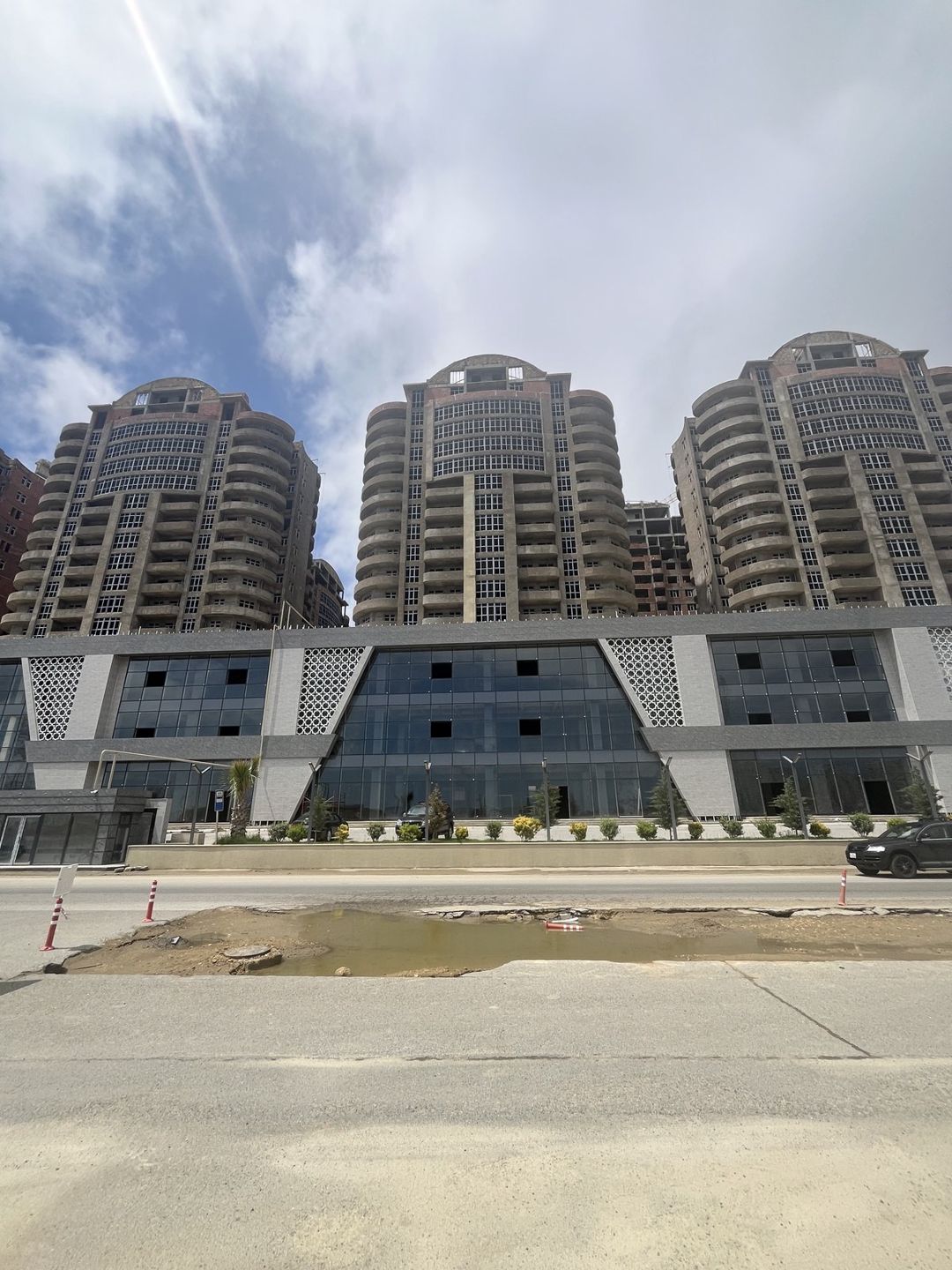 Satılır 1 otaqlı yeni tikili 57 m² — Mənzil, Bakı