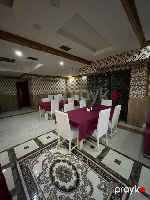 İcarəyə verilir obyekt 300 m²