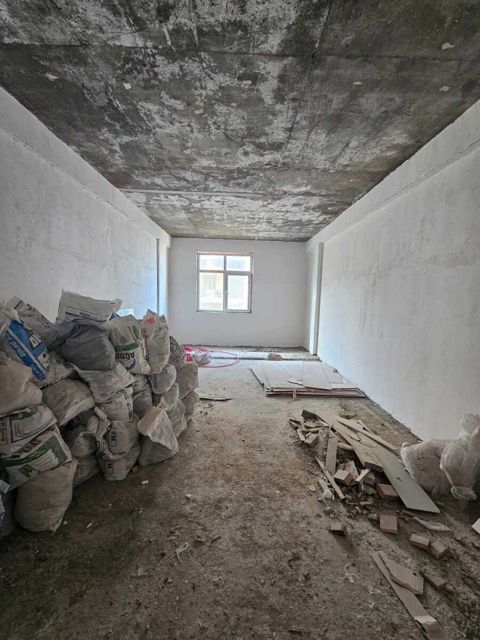 Satılır 4 otaqlı yeni tikili 150 m² — Bakı