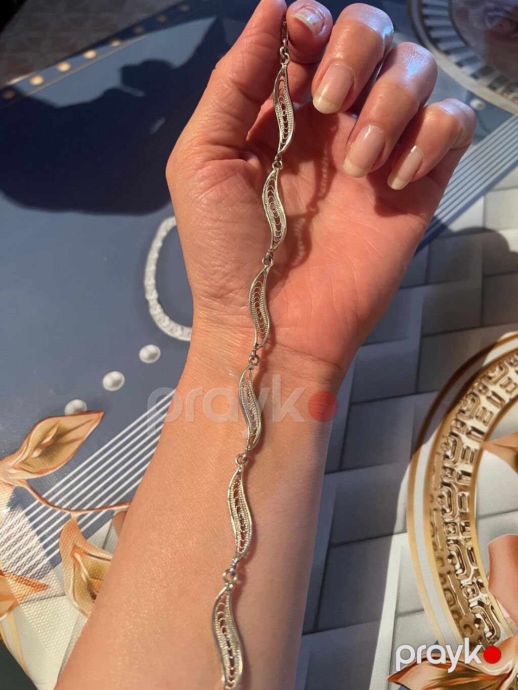 Bilərzik, Gümüş, Ünvandan götürmə — Bileziklər, Bakı