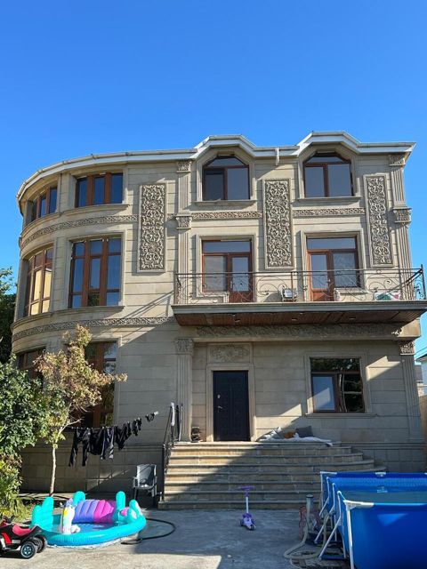 Satılır 6 otaqlı həyət evi/bağ evi 350 m² — Bakı