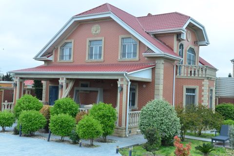 Satılır 6 otaqlı həyət evi/bağ evi 350 m² — Bakı
