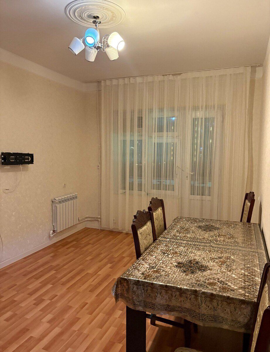 İcarəyə verilir 3 otaqlı köhnə tikili 95 m² — Mənzil, Bakı (4)