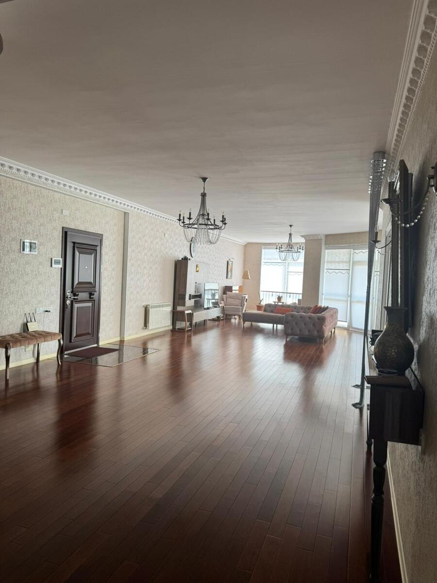 Satılır 6 otaqlı yeni tikili 350 m² — Mənzil, Bakı (3)