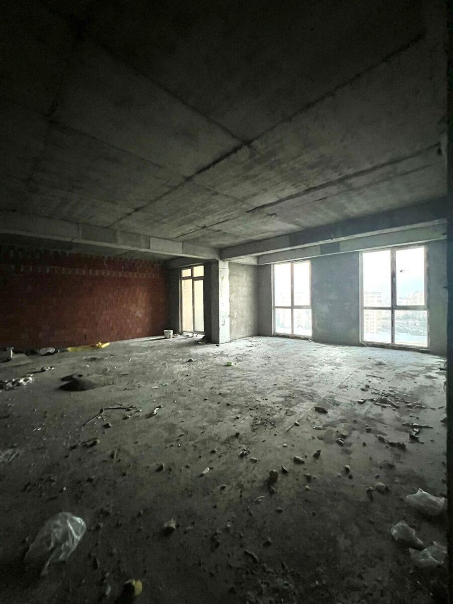 Satılır 4 otaqlı yeni tikili 190 m² — Mənzil, Bakı (8)