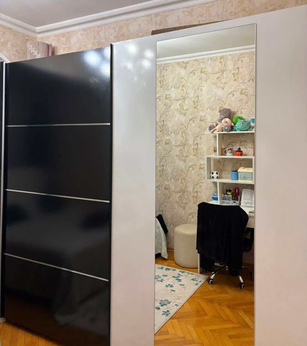 Yaxşı vəziyyətdədir.Matrası var Ünvan:Əhmədli — Mebel, Bakı (2)