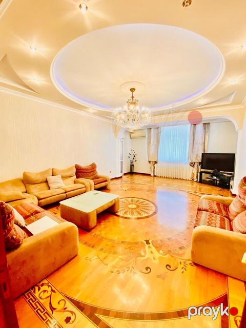 İcarəyə verilir 3 otaqlı yeni tikili 155 m²