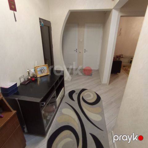 Satılır 3 otaqlı köhnə tikili 60 m²