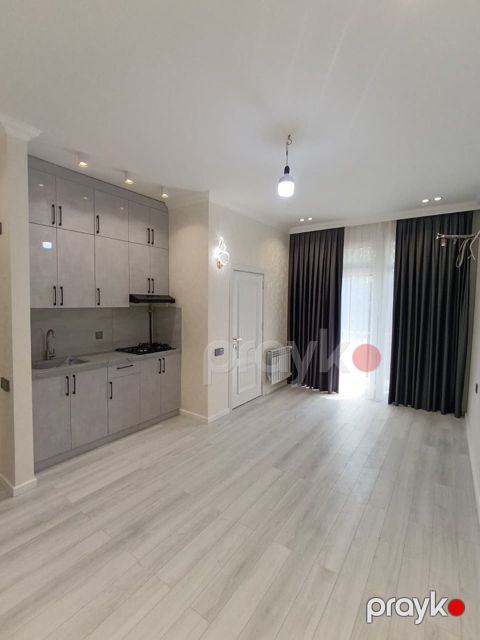 Satılır 2 otaqlı köhnə tikili 45 m²