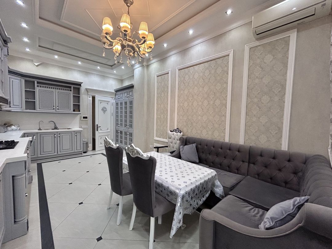 İcarəyə verilir 4 otaqlı yeni tikili 250 m² — Mənzil, Bakı (11)