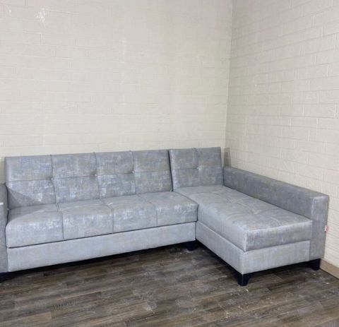 L formalı künc divanı – açıq boz rəngdə, müasir minimal dizayn — Bakı