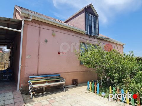 Satılır 4 otaqlı həyət evi/bağ evi 280 m²
