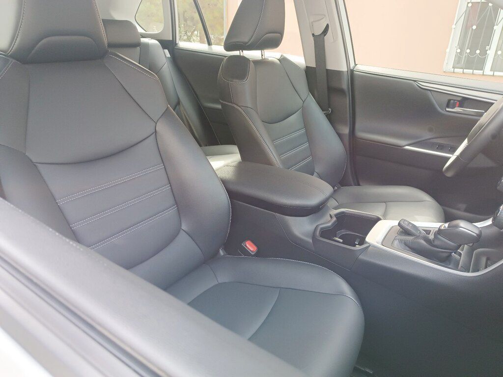 Toyota RAV4, 2.5 L, 1.6 kWh, 2024 il, 10 600 km — Avtomobillər, Bakı (12)