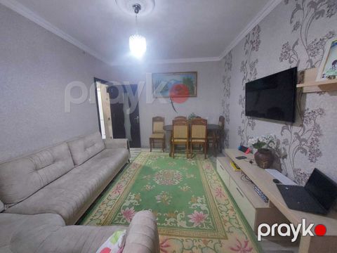 Satılır 2 otaqlı köhnə tikili 42 m²