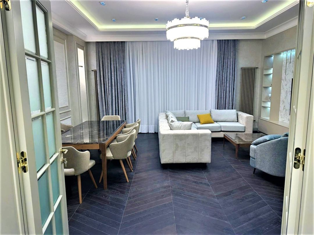 İcarəyə verilir 3 otaqlı yeni tikili 180 m² — Mənzil, Bakı