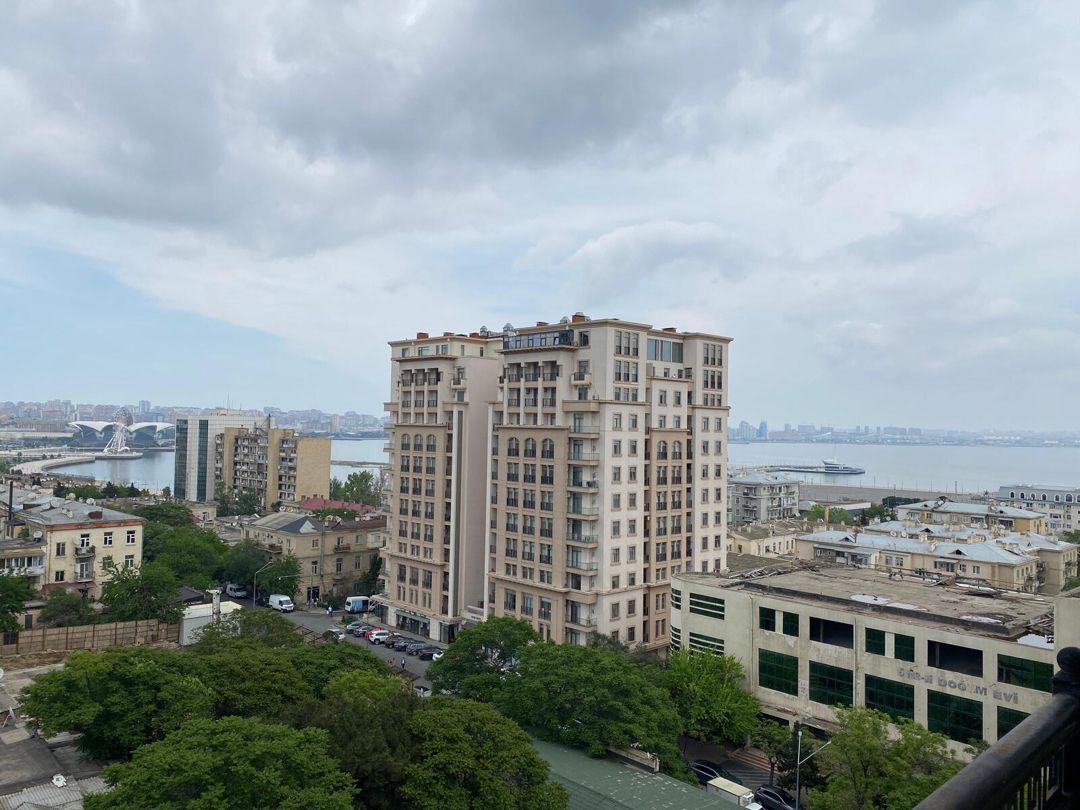 Satılır 3 otaqlı yeni tikili 153 m² — Mənzil, Bakı (2)