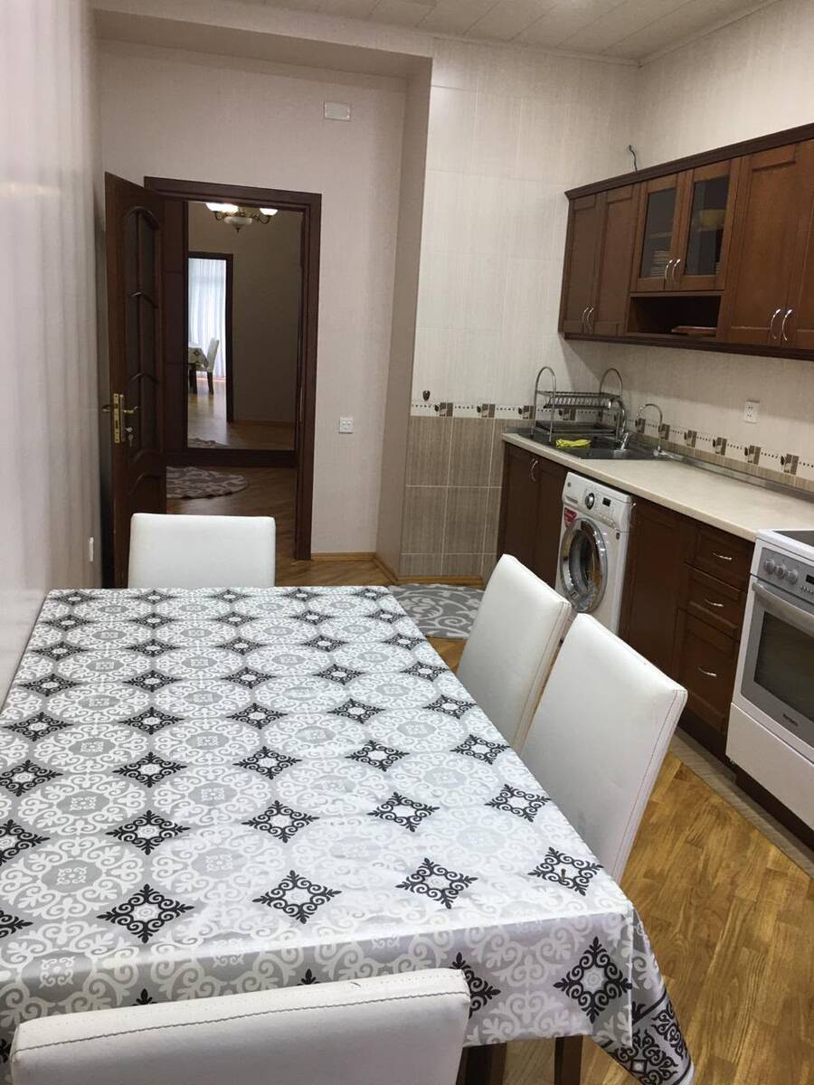 3-otaqlı yeni tikili kirayə verilir, Nəsimi r., 140 m² — Mənzil, Bakı (9)