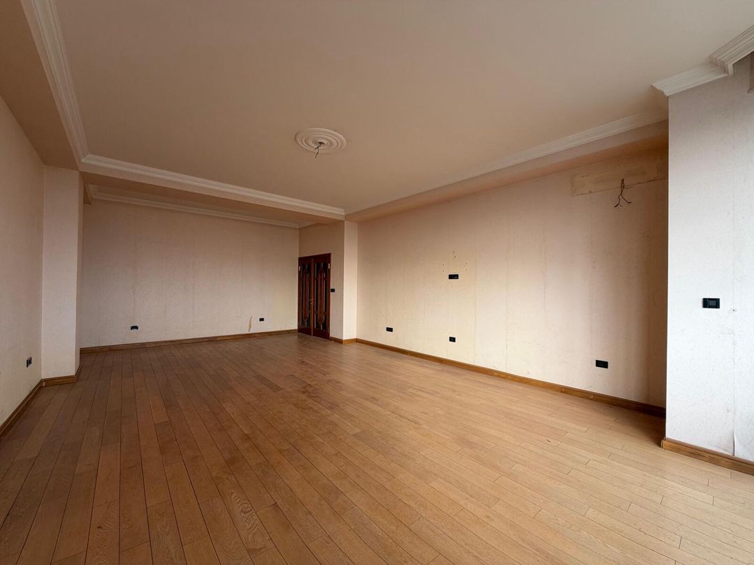 Satılır 3 otaqlı yeni tikili 150 m² — Mənzil, Bakı (4)