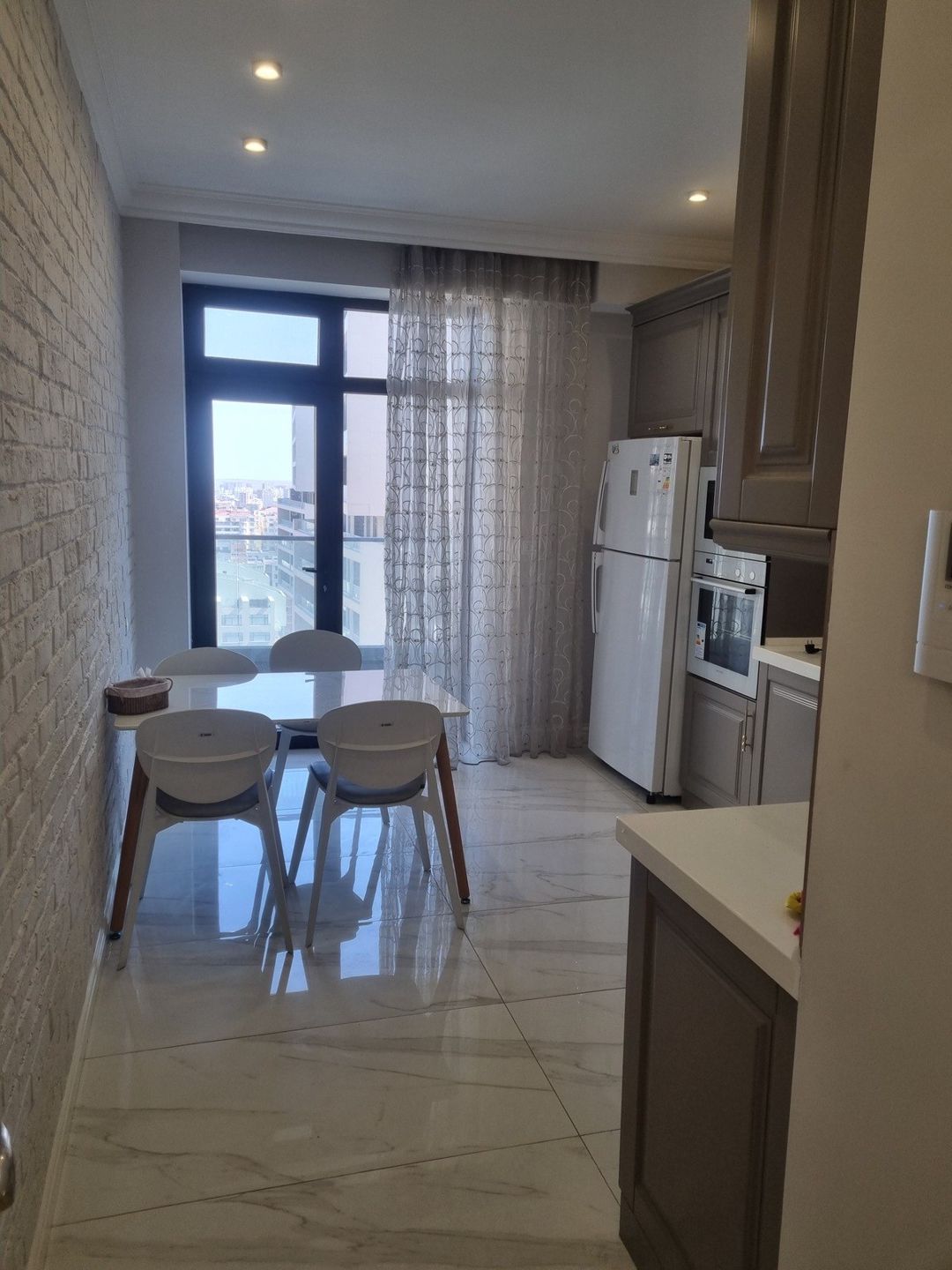 İcarəyə verilir 3 otaqlı yeni tikili 148 m² — Mənzil, Bakı (11)