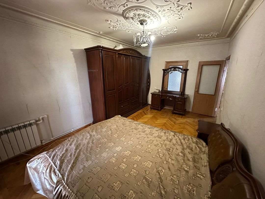 İcarəyə verilir 4 otaqlı köhnə tikili 90 m² — Mənzil, Bakı (6)