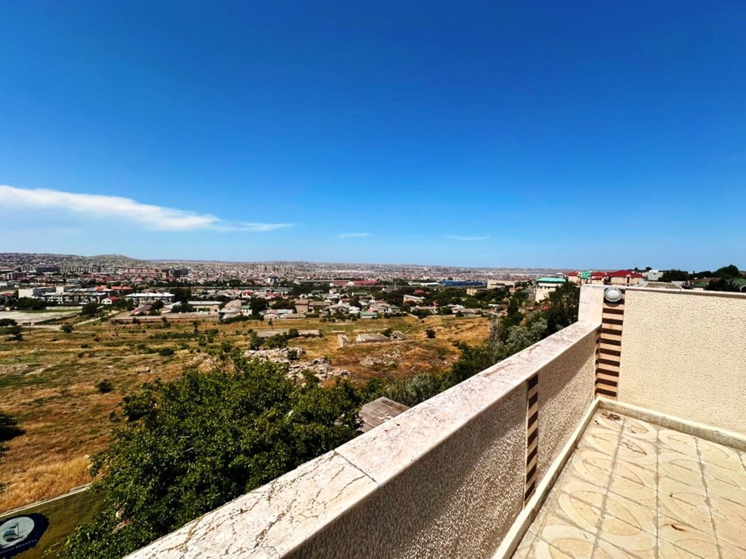 Satılır 5 otaqlı həyət evi/bağ evi 200 m² — Ev, villa, Bakı (8)