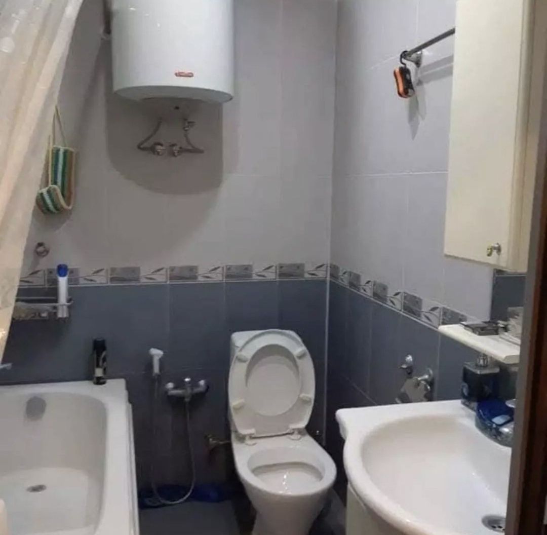 2-otaqlı mənzil kirayə verilir, Kövkəb Səfərəliyeva küç. 9A, 100 m² — Mənzil, Bakı (4)