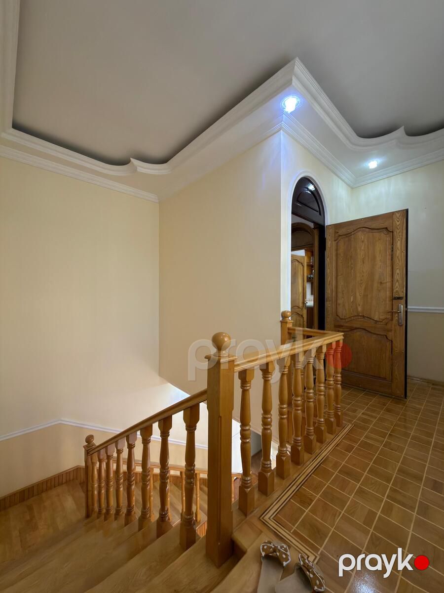 Satılır 11 otaqlı həyət evi/bağ evi 750 m² — Ev, villa, Bakı (12)