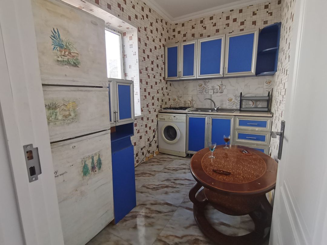 Binəqədi rayonunda 3 otaqlı həyət evi kirayə — Ev, villa, Bakı (7)