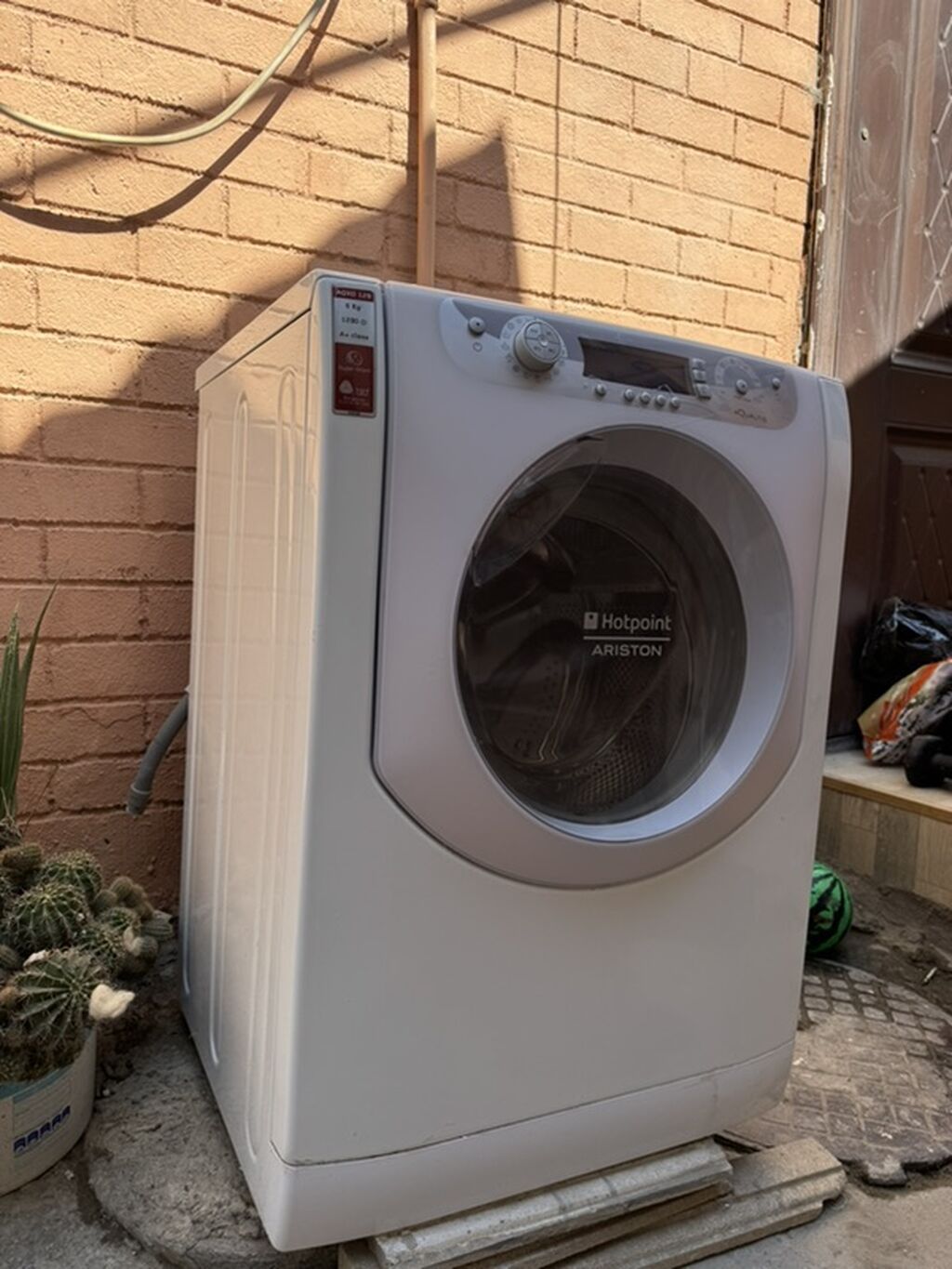Hotpoint Ariston ön yükleməli paltaryuyan maşın - Marka/model — Paltaryuyan maşınlar, Digah (3)