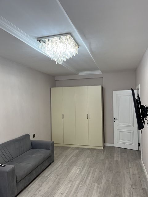 İcarəyə verilir 3 otaqlı yeni tikili 130 m² — Bakı