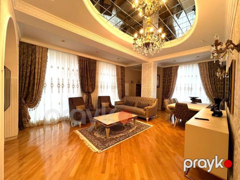 Satılır 3 otaqlı yeni tikili 130 m² — Bakı