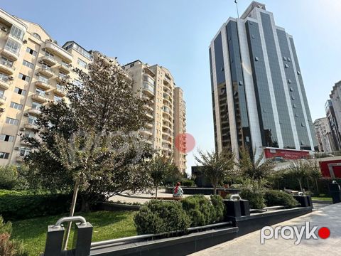 İcarəyə verilir 3 otaqlı yeni tikili 162 m²