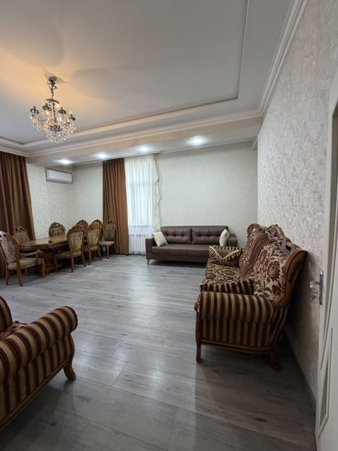 Satılır 2 otaqlı yeni tikili 80 m² — Bakı